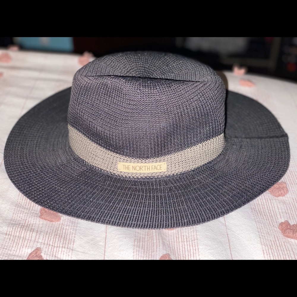 The Northface grey hat